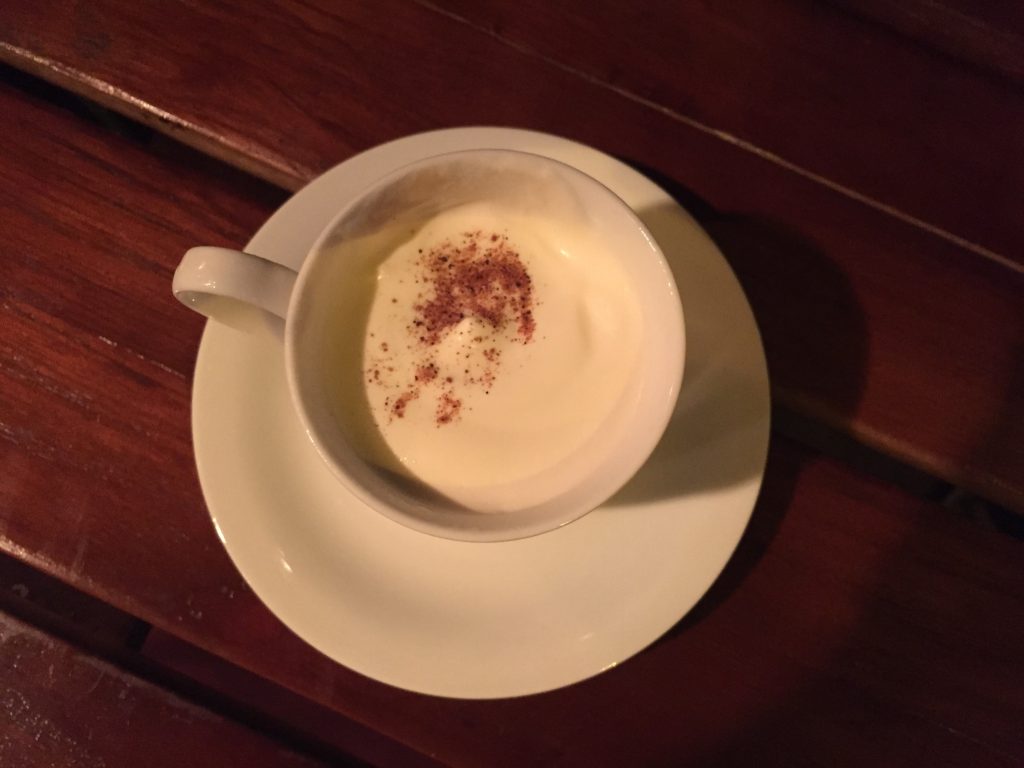 Restaurants in Düsseldorf EssBar: Espresso-eiskalt mit Muskat