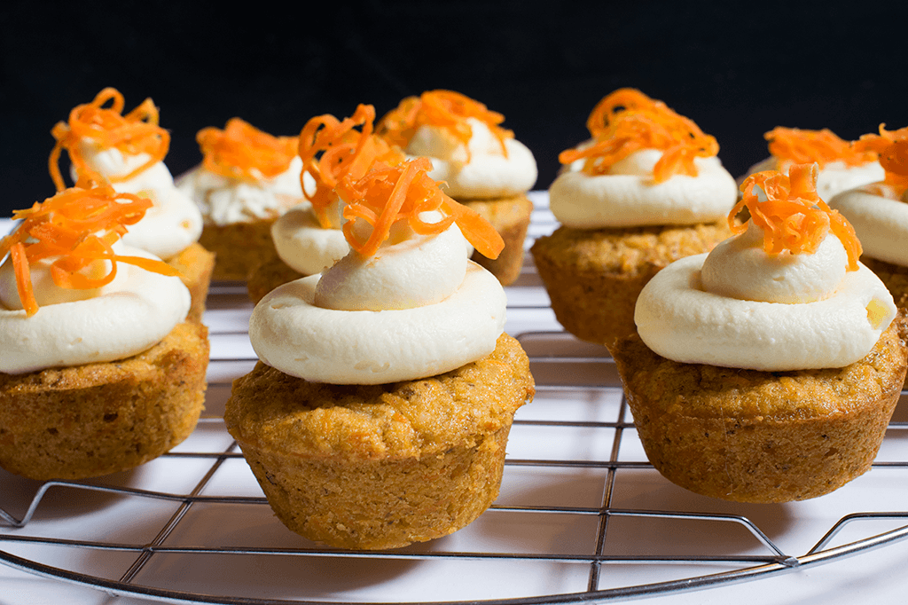 Carrot Cupcakes mit Cheesecake Frosting